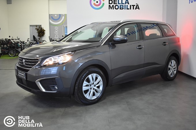 PEUGEOT 5008 BlueHDi 130 EAT8 S&S Business